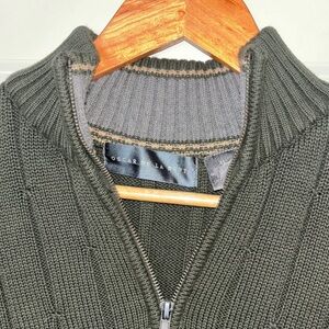 Oscar de la Renta Men's Olive Zip-Up Sweater